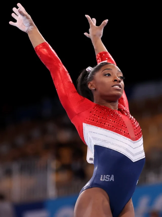 Simone Biles wins her 9th country title